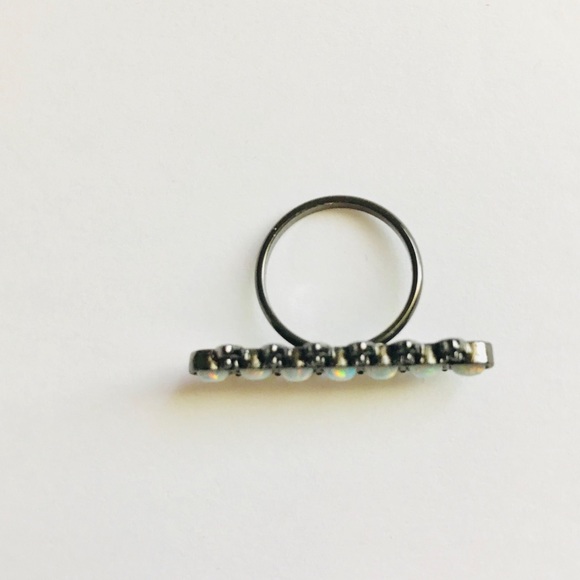 OPAL GREEN RING RARE RING - Picture 3 of 3